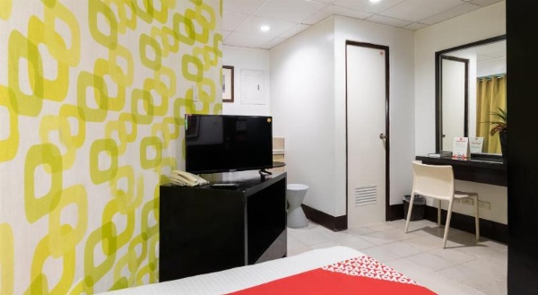 Super OYO 107 Orange Nest Hotel image 25