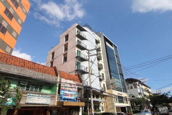 Super OYO 107 Orange Nest Hotel image 8